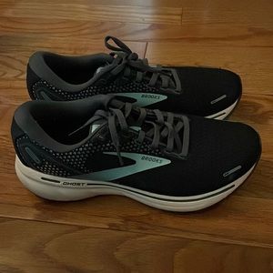 Brooks ghost running sneakers
